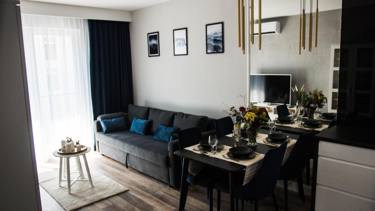 Apartment Ho!house
